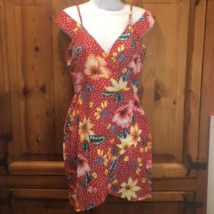 Yilibasha Floral Cold Shoulder Dress Size Medium
